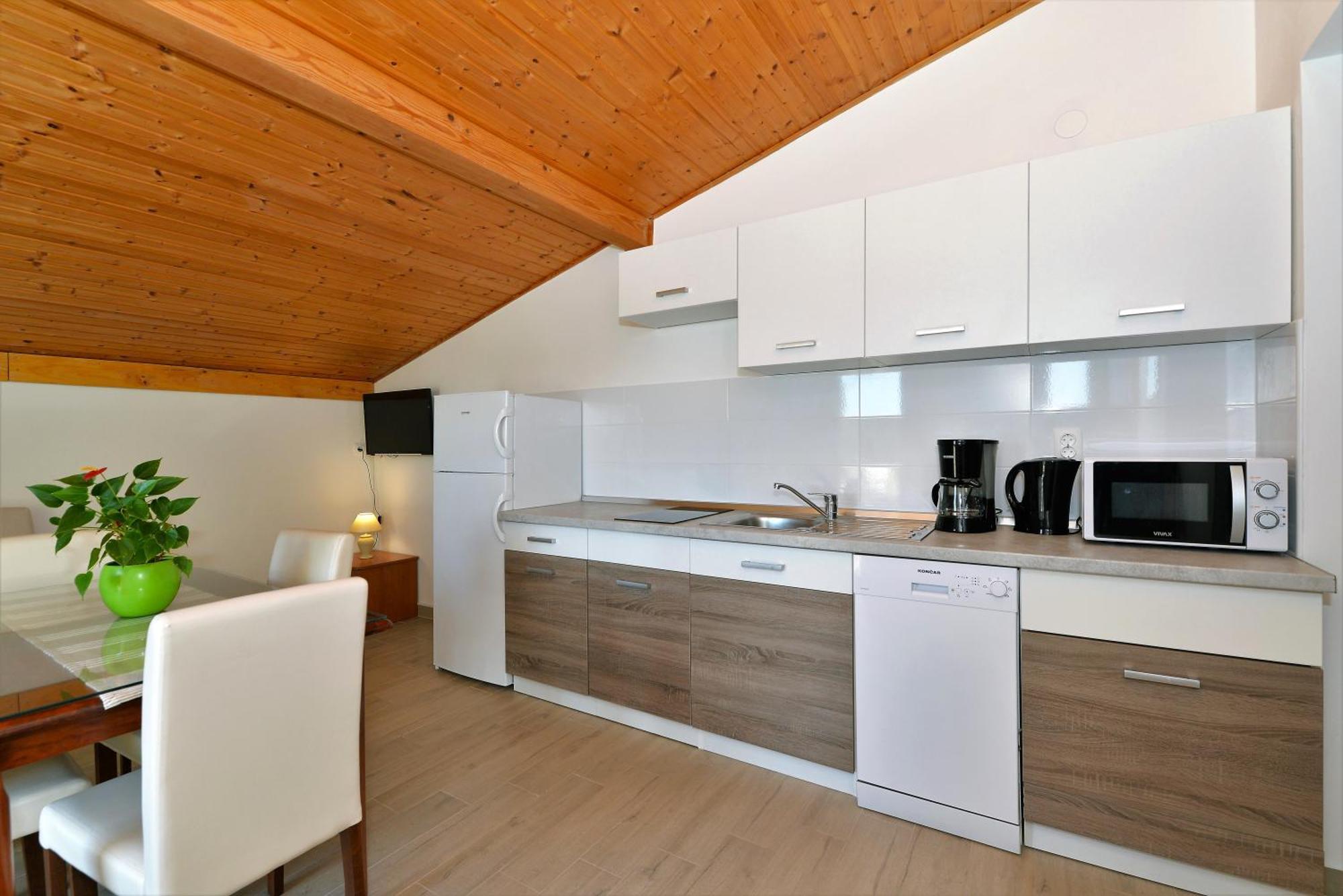 Apartments Goranka Murter Exterior photo