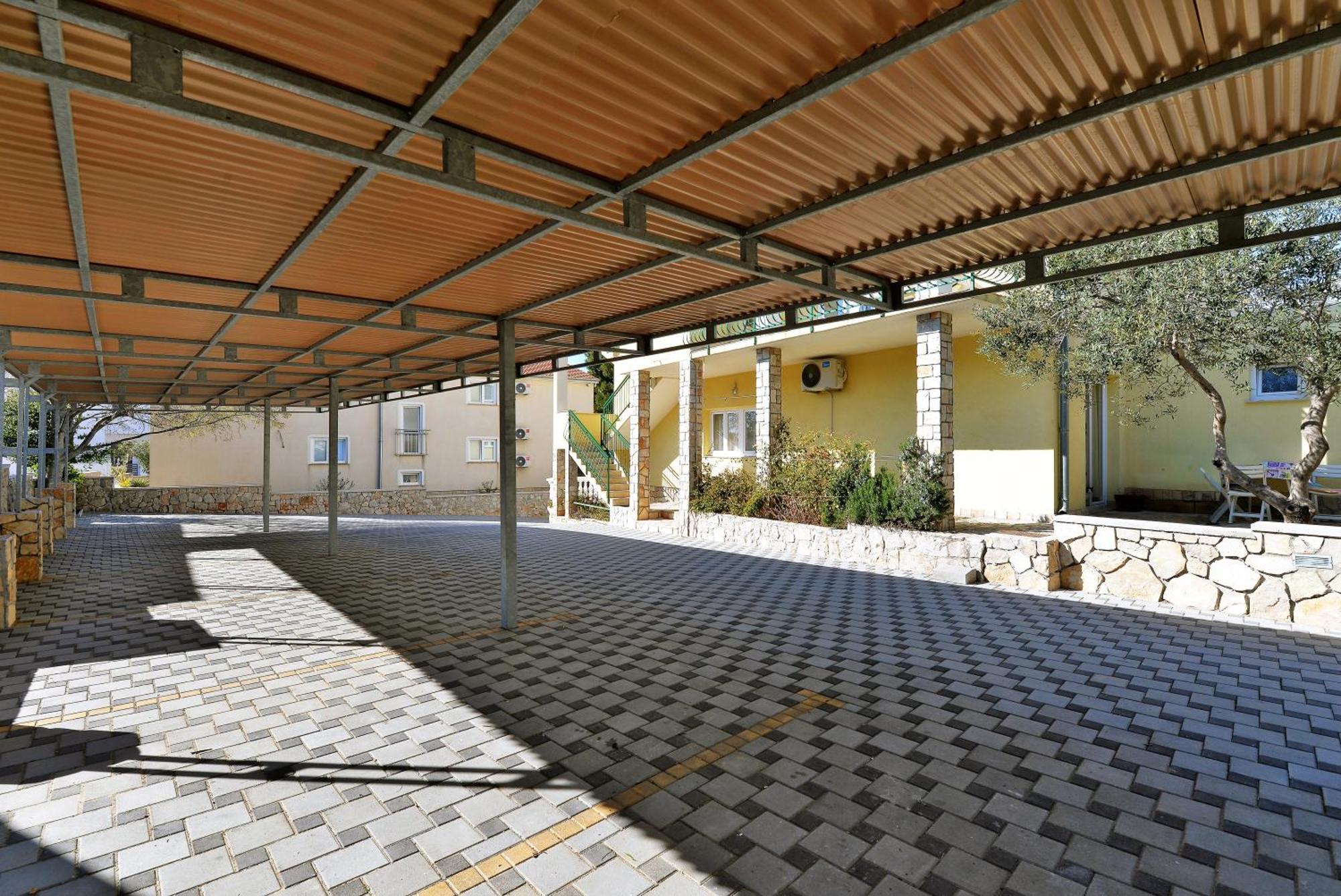 Apartments Goranka Murter Exterior photo